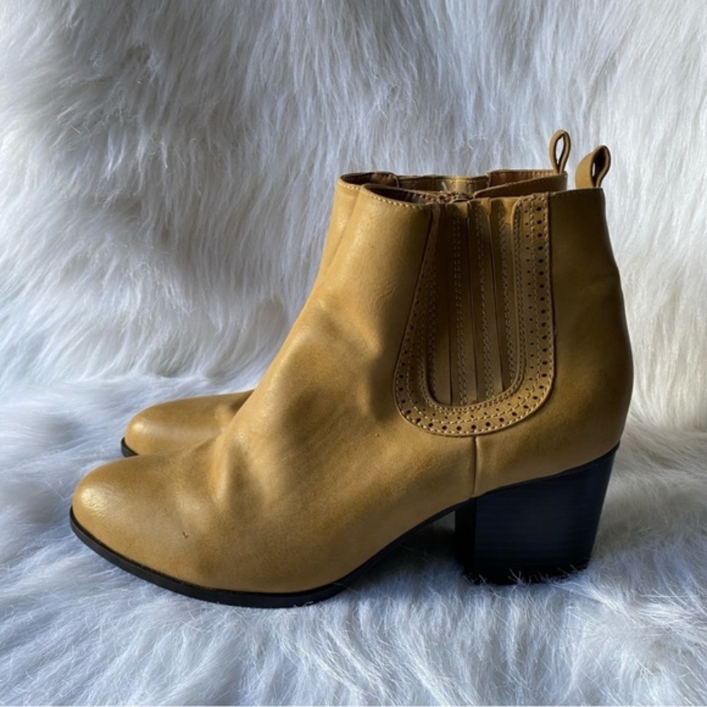 C est 1946 Women’s Ankle Bootie Boots Size 9M Side Zip pointed Toe - Picture 6 of 10
